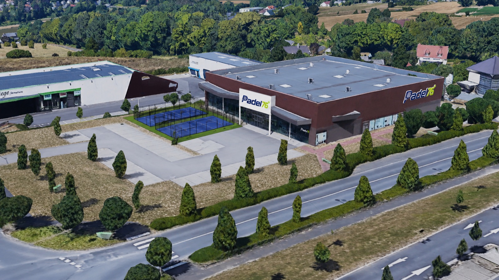 Vue aérienne du site Padel76 avec les terrains outdoor